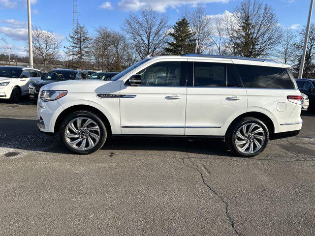 used 2022 Lincoln Navigator car, priced at $58,890