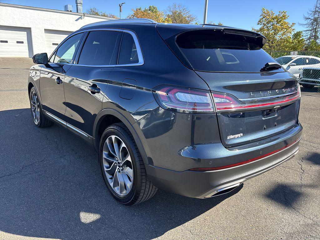 used 2022 Lincoln Nautilus car, priced at $34,490