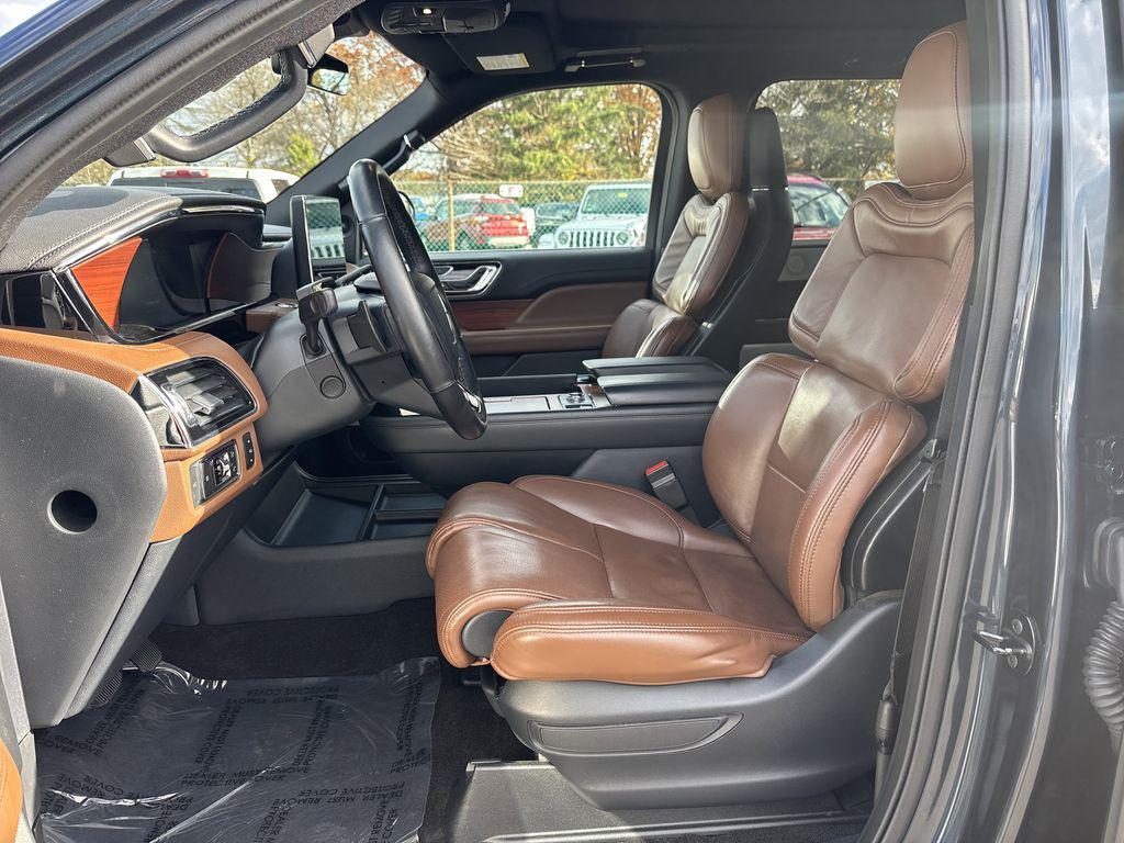 used 2022 Lincoln Navigator car, priced at $58,890