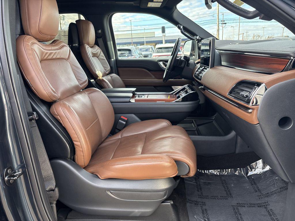 used 2022 Lincoln Navigator car, priced at $58,890