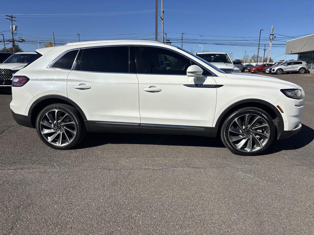 used 2022 Lincoln Nautilus car, priced at $36,890
