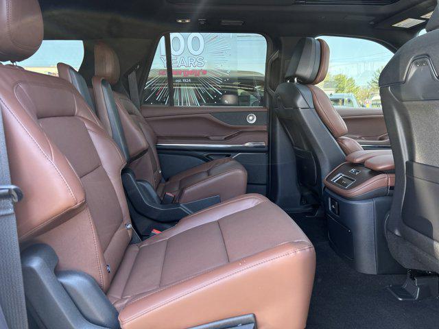 new 2025 Lincoln Navigator car, priced at $106,300