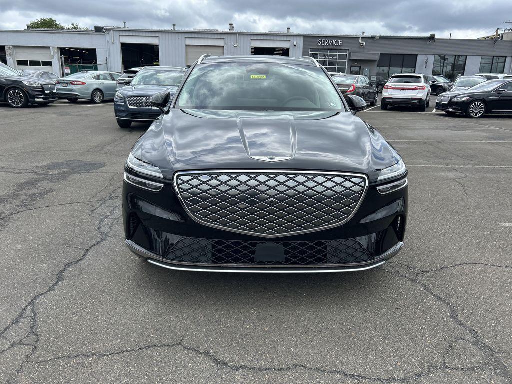 used 2024 Genesis Electrified GV70 car, priced at $40,890