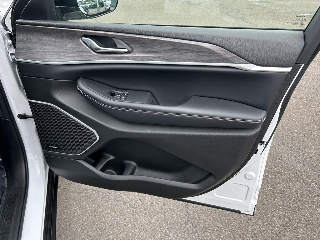 used 2023 Jeep Grand Cherokee 4xe car, priced at $26,890