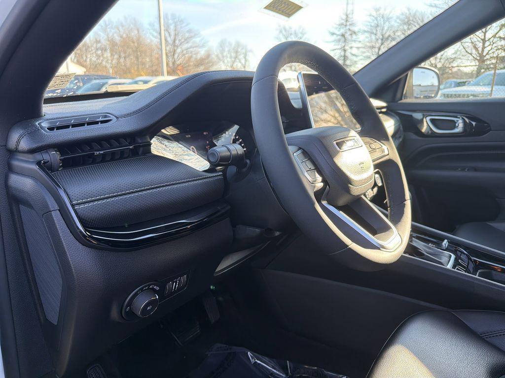 used 2022 Jeep Compass car, priced at $18,890