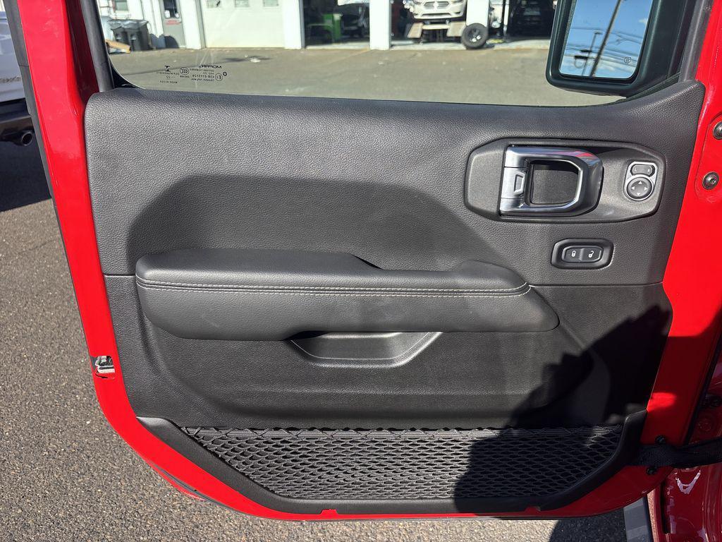 used 2022 Jeep Wrangler Unlimited car, priced at $37,890