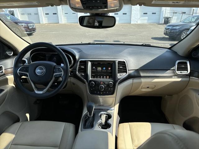 used 2017 Jeep Grand Cherokee car, priced at $14,890