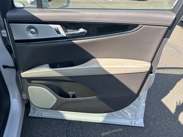used 2022 Lincoln Nautilus car, priced at $34,890
