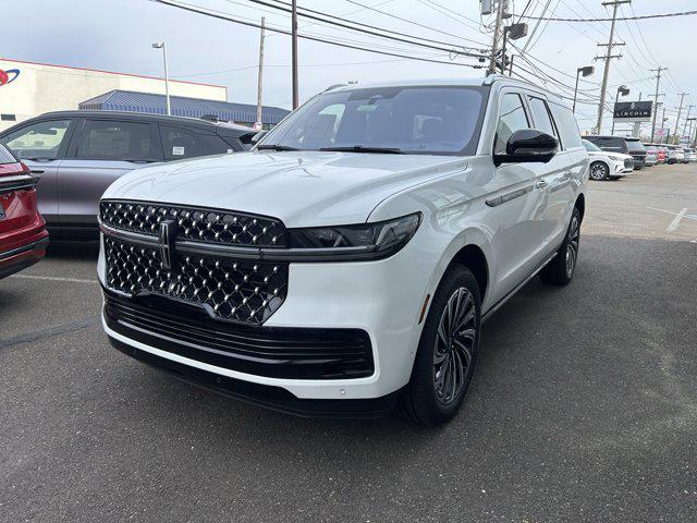 new 2025 Lincoln Navigator car, priced at $122,235