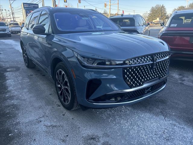 new 2025 Lincoln Nautilus car, priced at $60,917