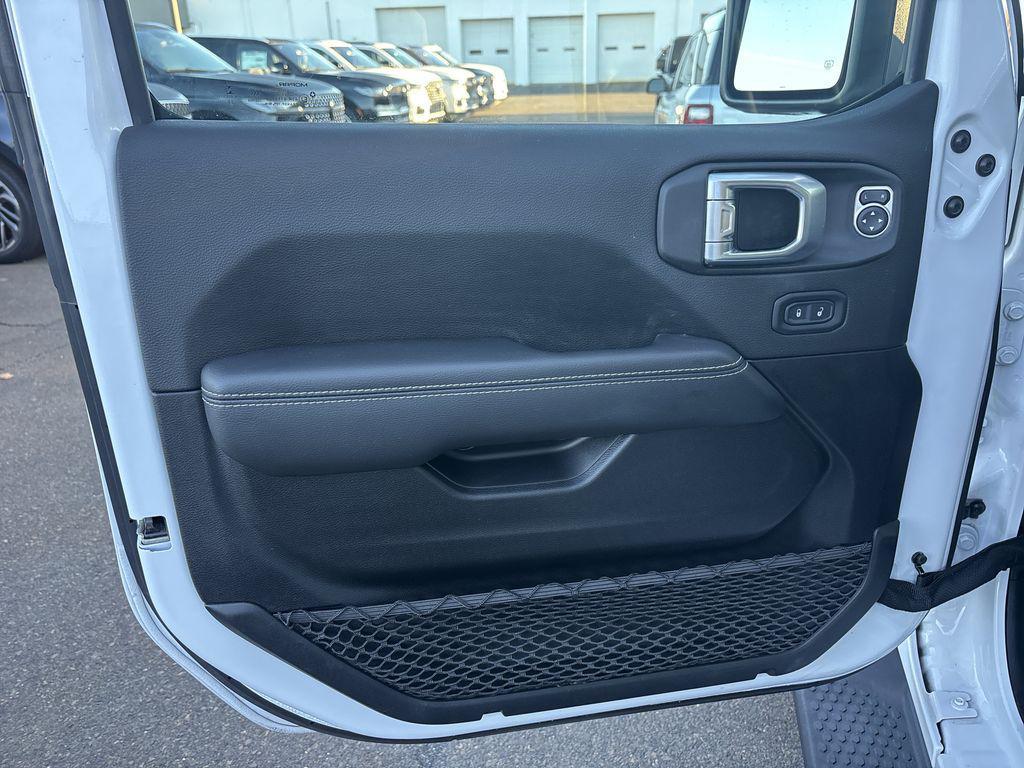 used 2022 Jeep Wrangler Unlimited car, priced at $38,490