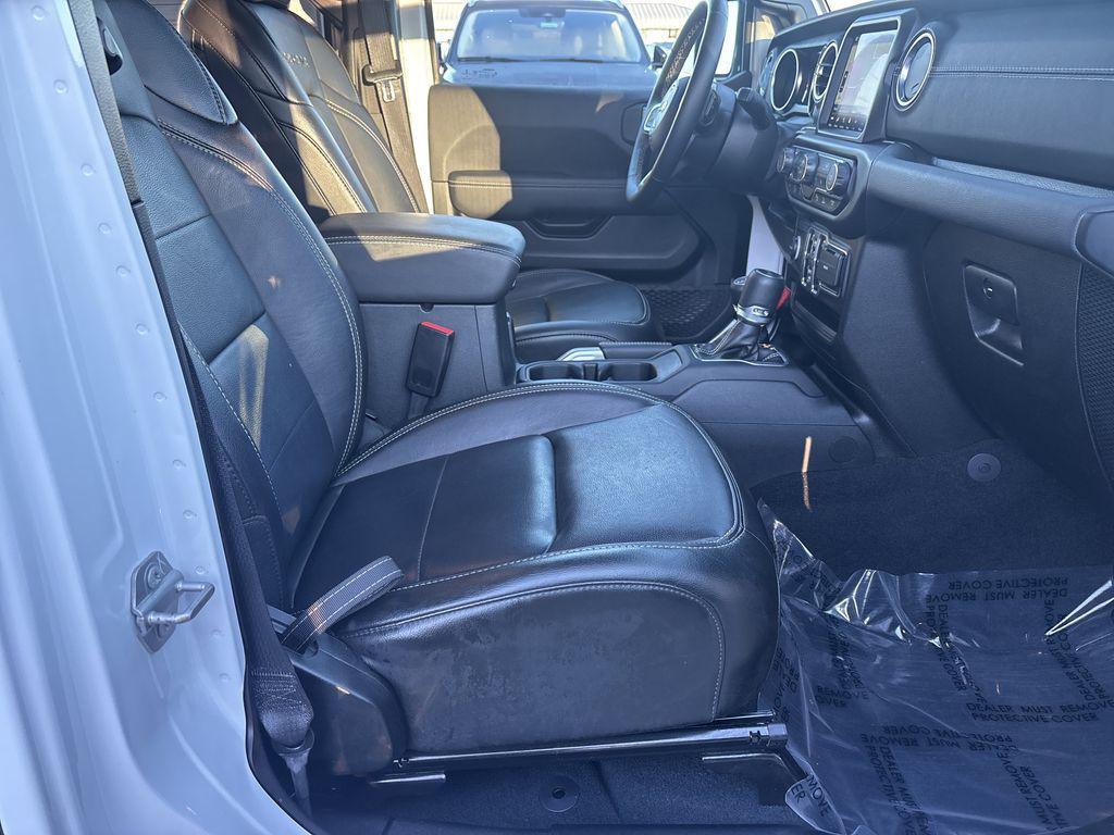 used 2022 Jeep Wrangler Unlimited car, priced at $38,490