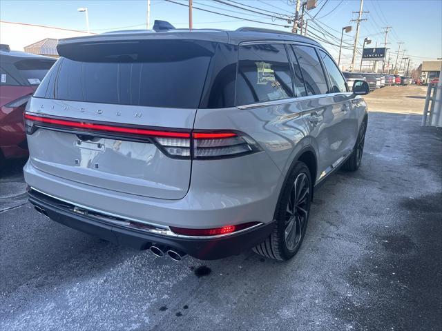 new 2025 Lincoln Aviator car, priced at $76,582