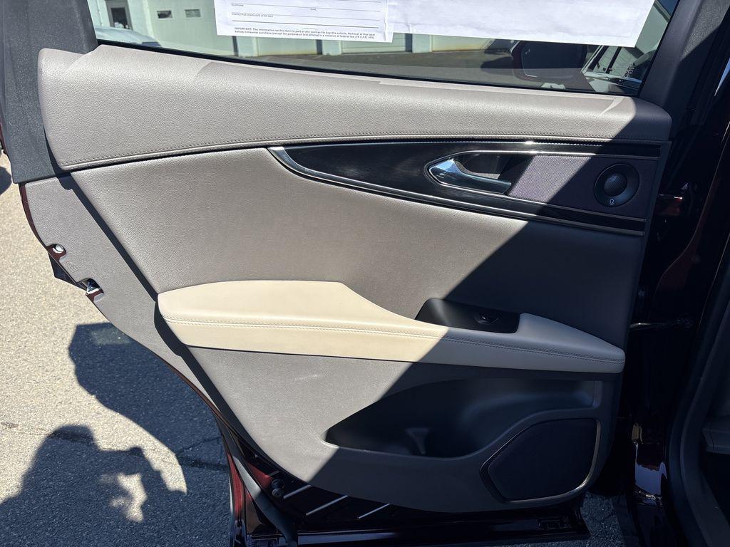 used 2022 Lincoln Nautilus car, priced at $37,490