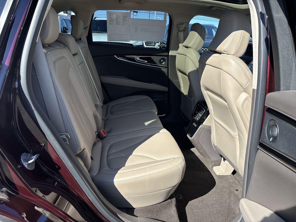 used 2022 Lincoln Nautilus car, priced at $37,490