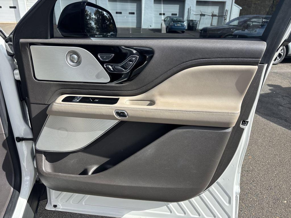 used 2020 Lincoln Aviator car, priced at $27,890