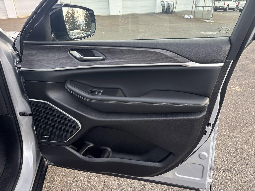 used 2023 Jeep Grand Cherokee 4xe car, priced at $28,890