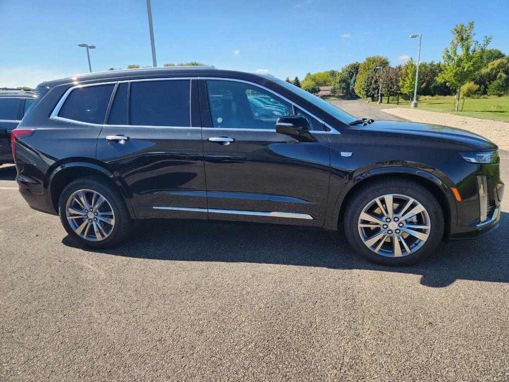 used 2025 Cadillac XT6 car, priced at $49,885