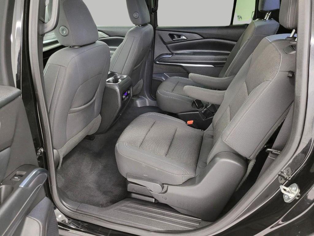 used 2025 Chevrolet Traverse car, priced at $39,786