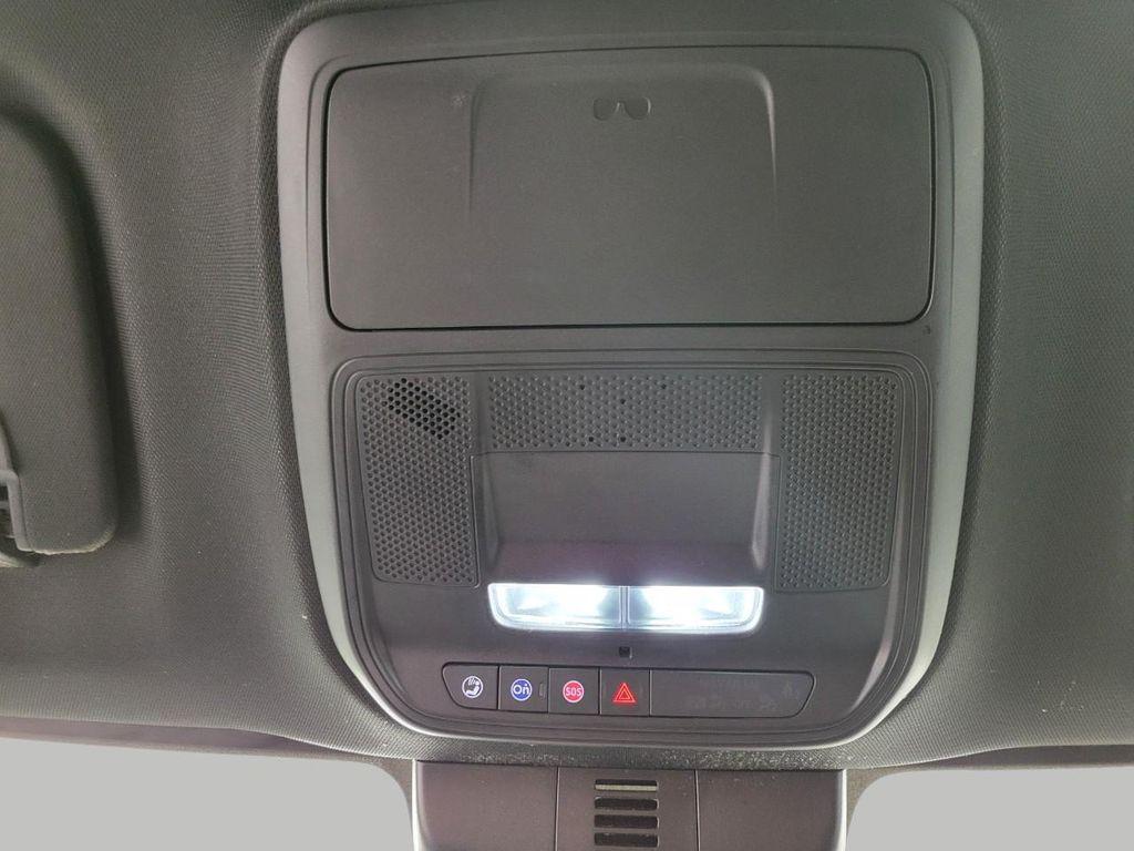 used 2025 Chevrolet Traverse car, priced at $39,786