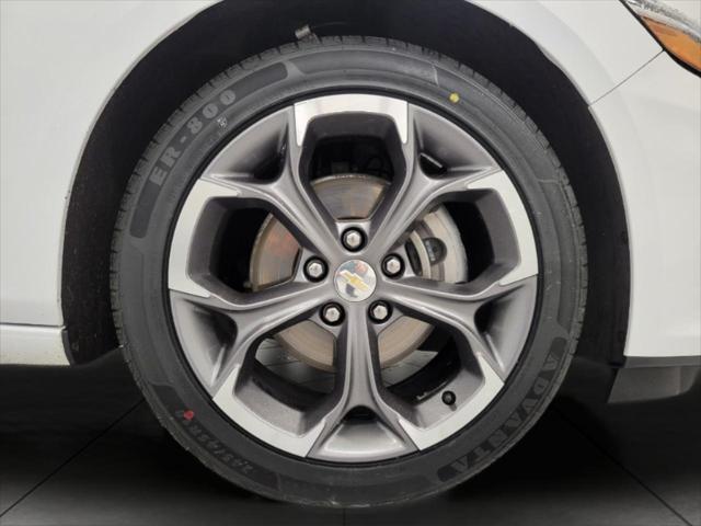used 2024 Chevrolet Malibu car, priced at $20,633