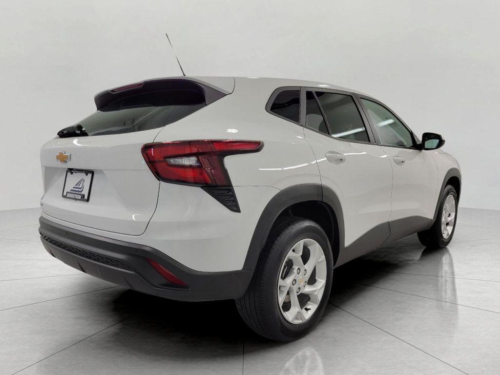 used 2024 Chevrolet Trax car, priced at $19,551