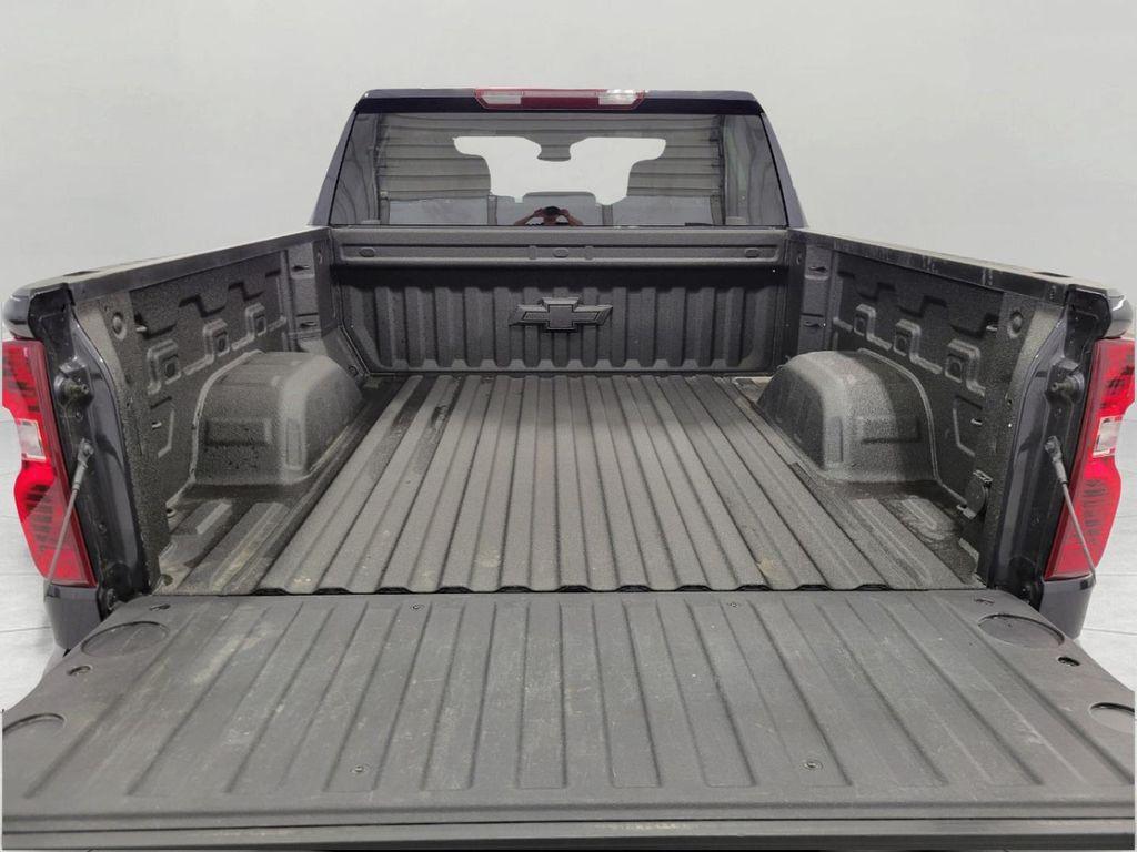 used 2022 Chevrolet Silverado 1500 car, priced at $41,979