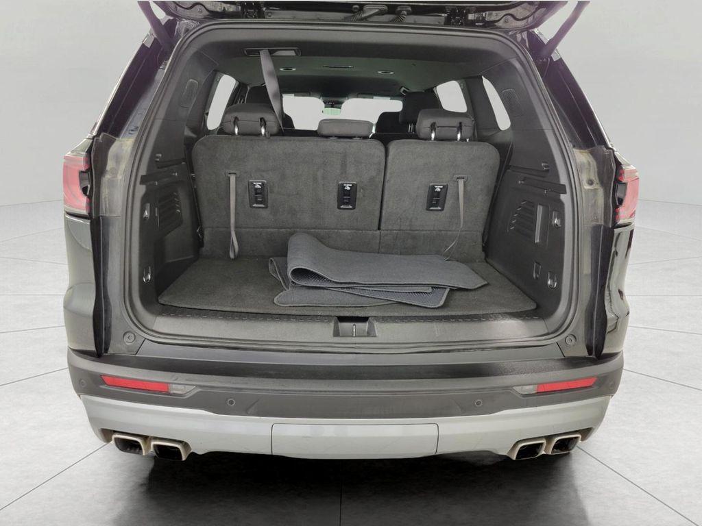 used 2025 GMC Acadia car, priced at $35,000