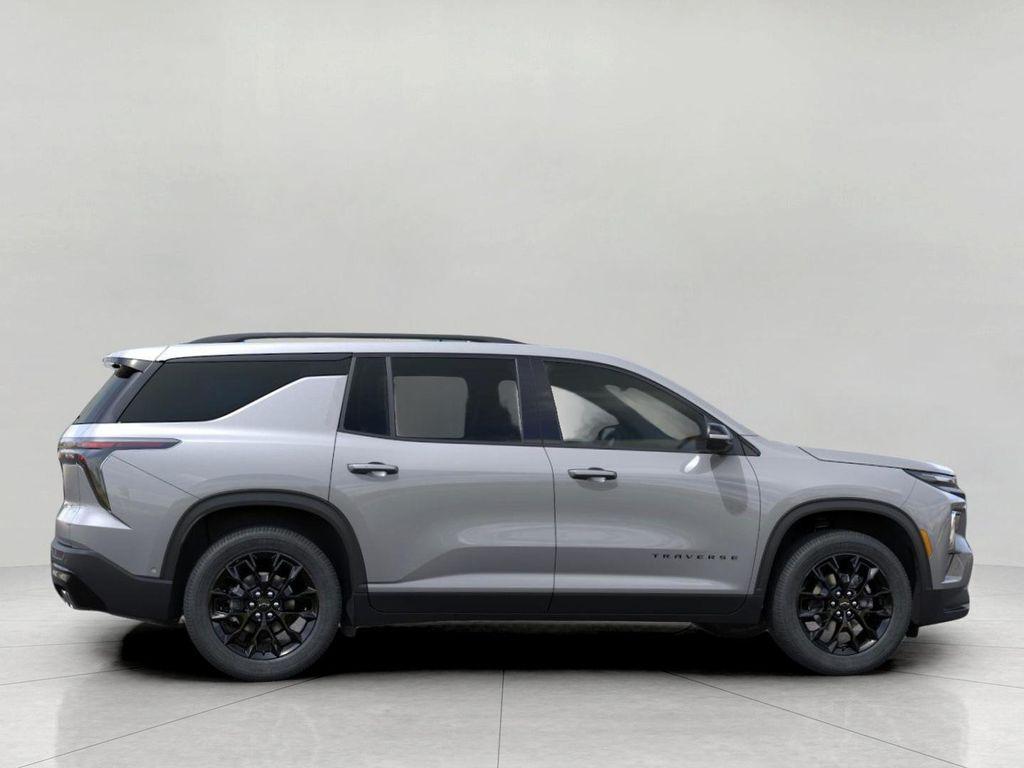 new 2026 Chevrolet Traverse car, priced at $47,904