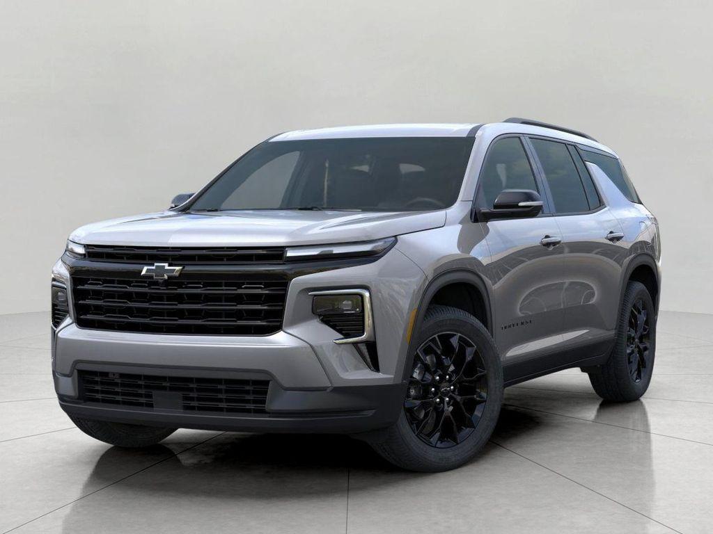 new 2026 Chevrolet Traverse car, priced at $47,904
