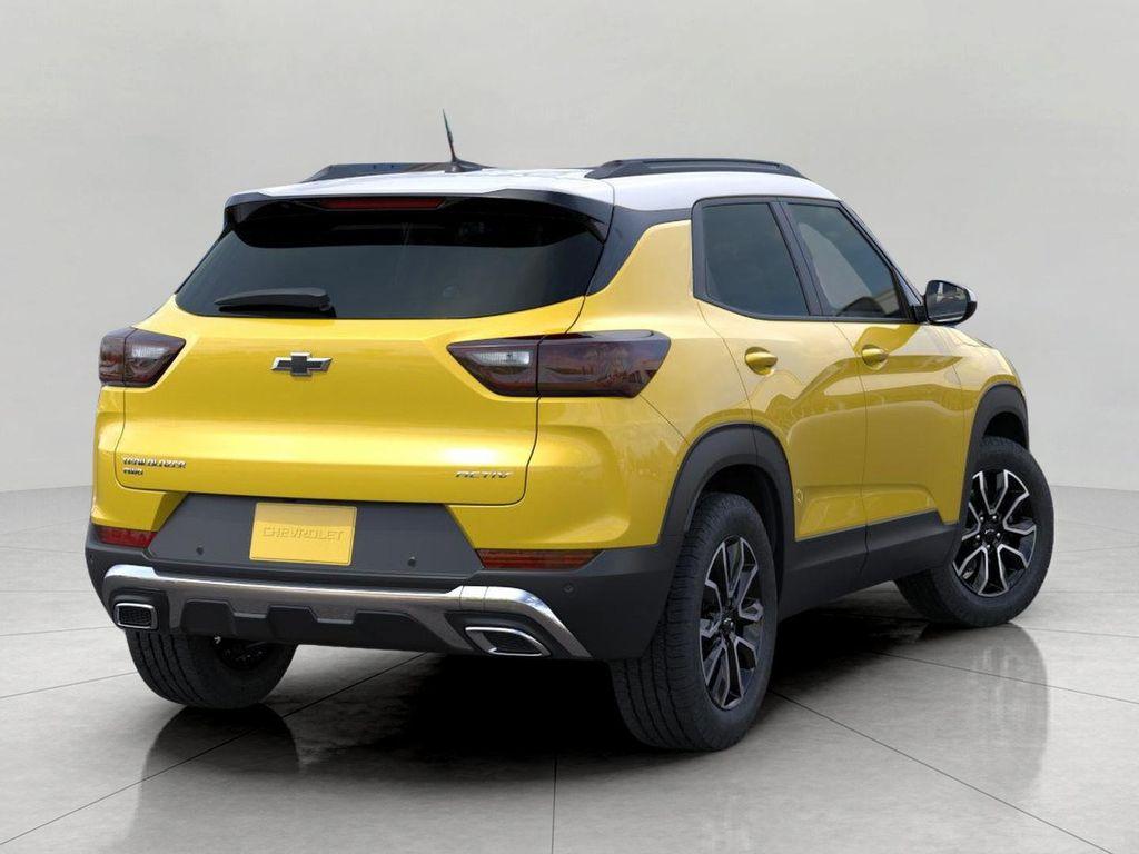 new 2025 Chevrolet TrailBlazer car, priced at $32,700