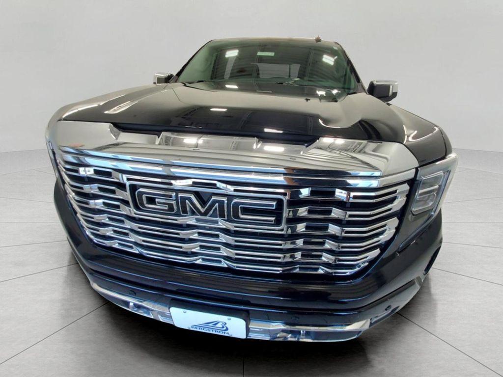 used 2023 GMC Sierra 1500 car, priced at $45,967