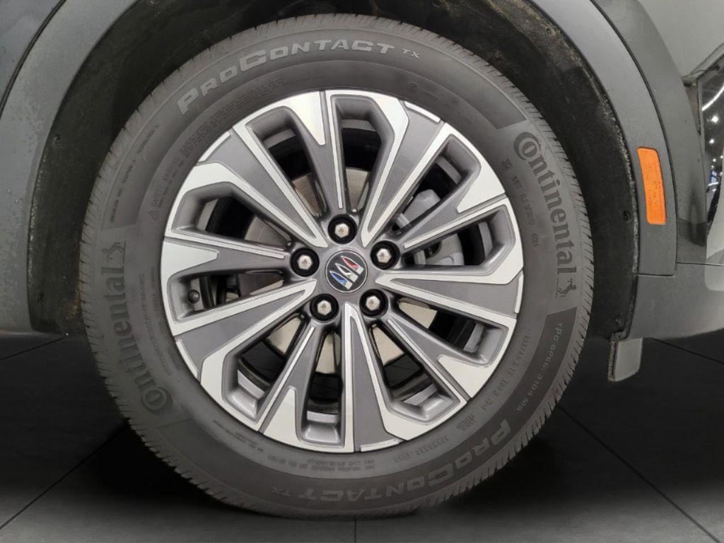 used 2025 Buick Envision car, priced at $29,016