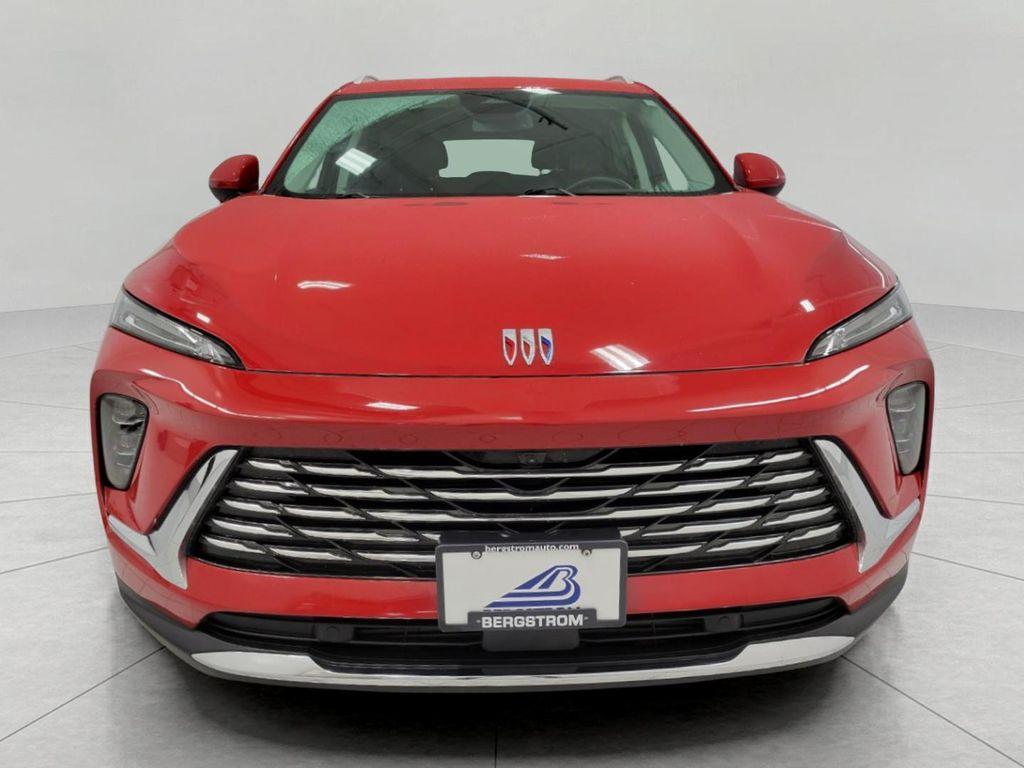 used 2025 Buick Envision car, priced at $28,389