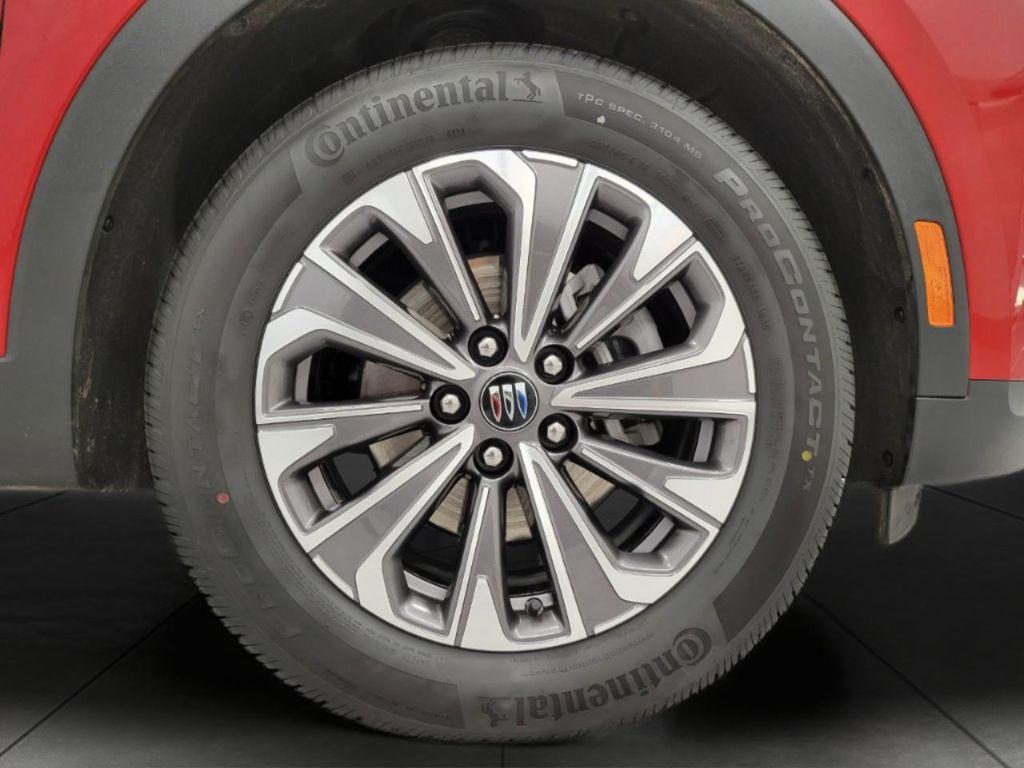 used 2025 Buick Envision car, priced at $28,389