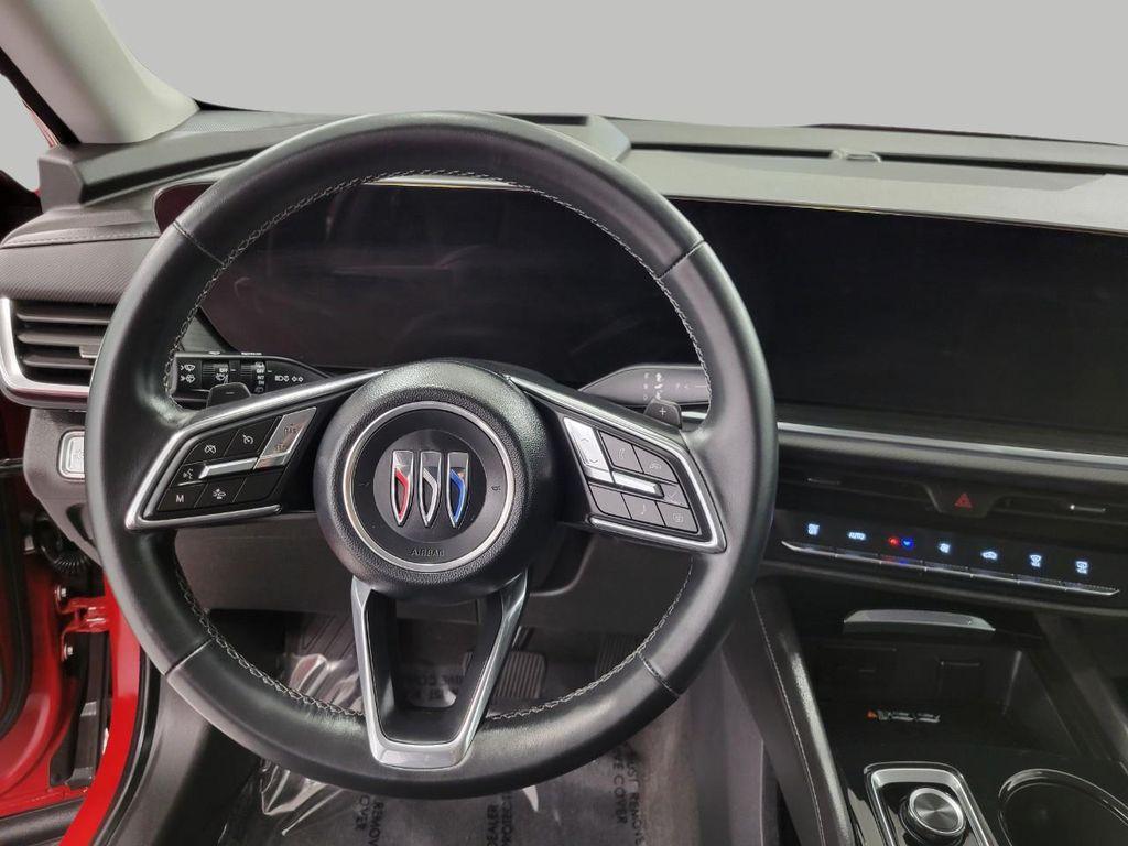 used 2025 Buick Envision car, priced at $28,389