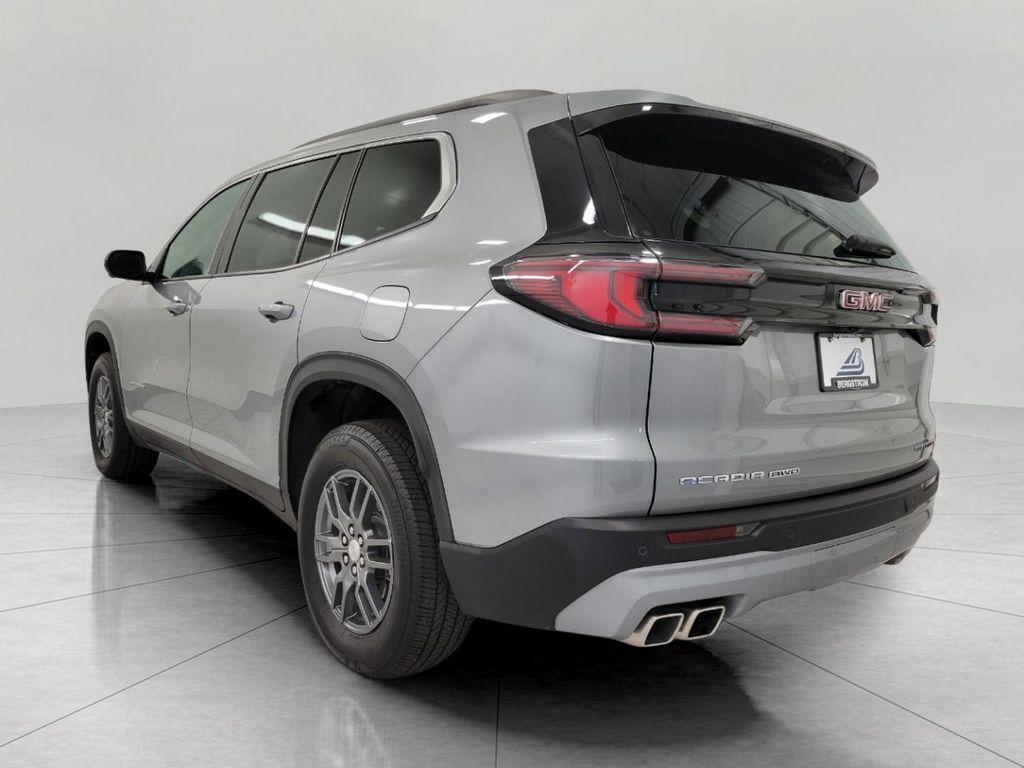 used 2025 GMC Acadia car, priced at $40,951