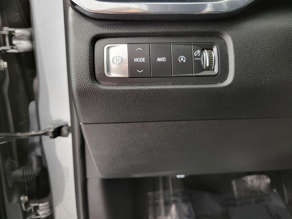 used 2025 GMC Acadia car, priced at $40,951
