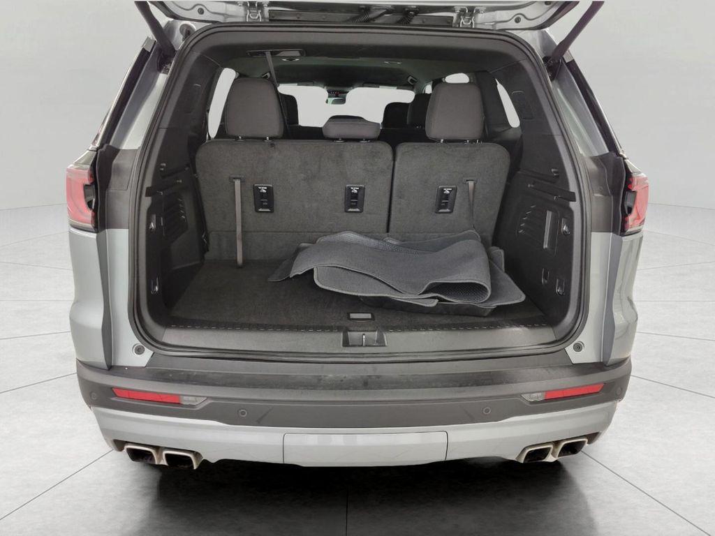 used 2025 GMC Acadia car, priced at $40,951