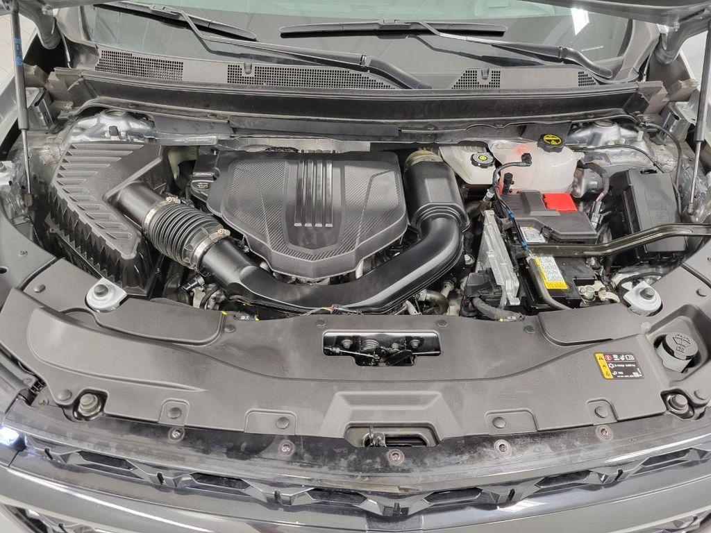 used 2024 Chevrolet Traverse car, priced at $50,172