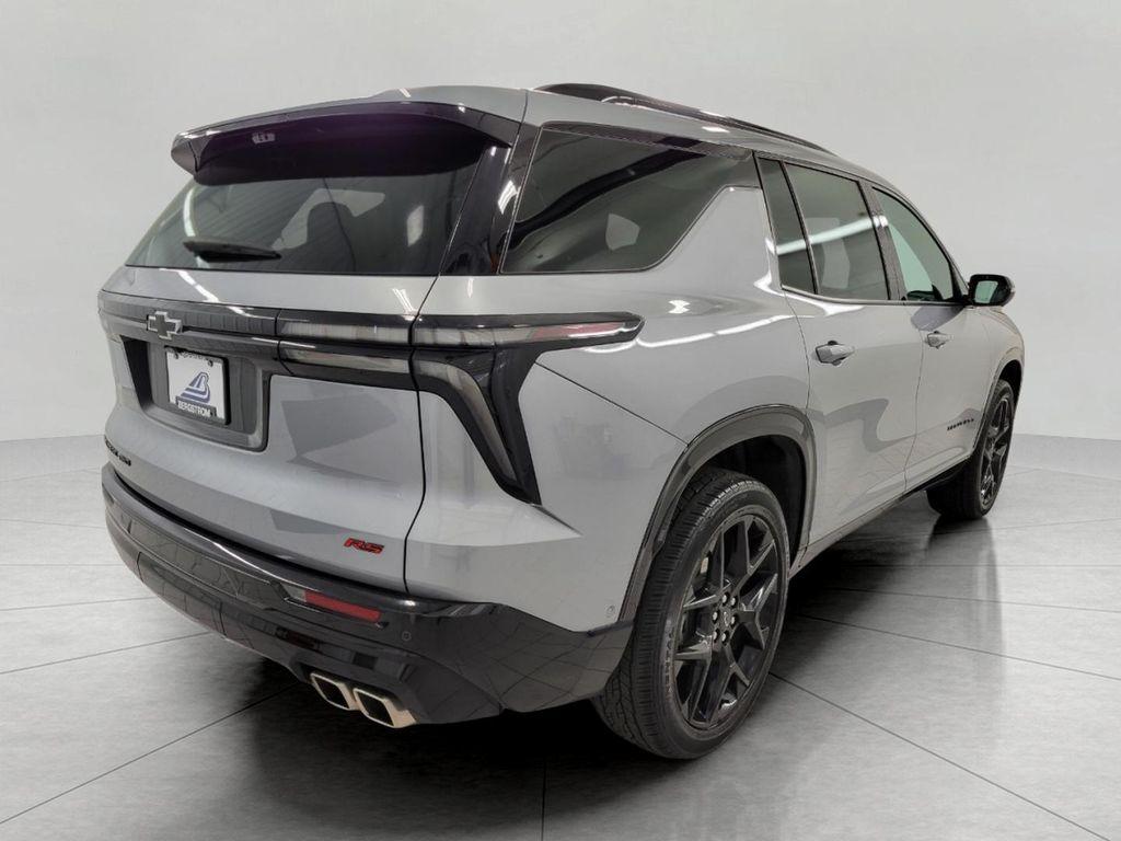 used 2024 Chevrolet Traverse car, priced at $50,172