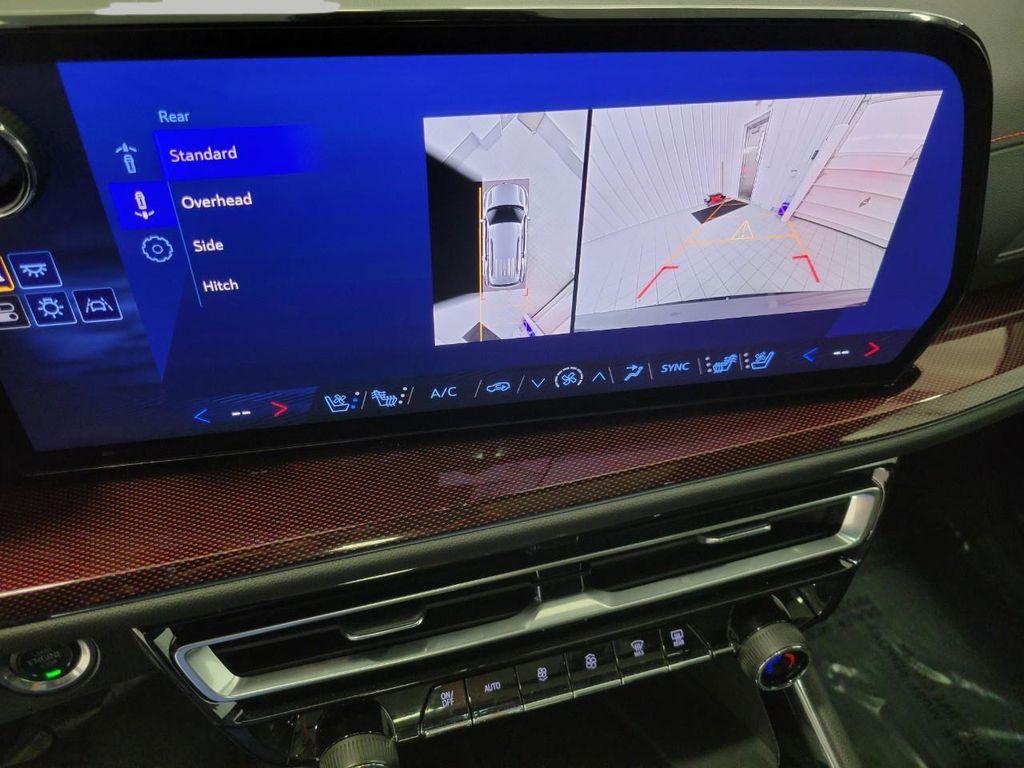 used 2024 Chevrolet Traverse car, priced at $50,172