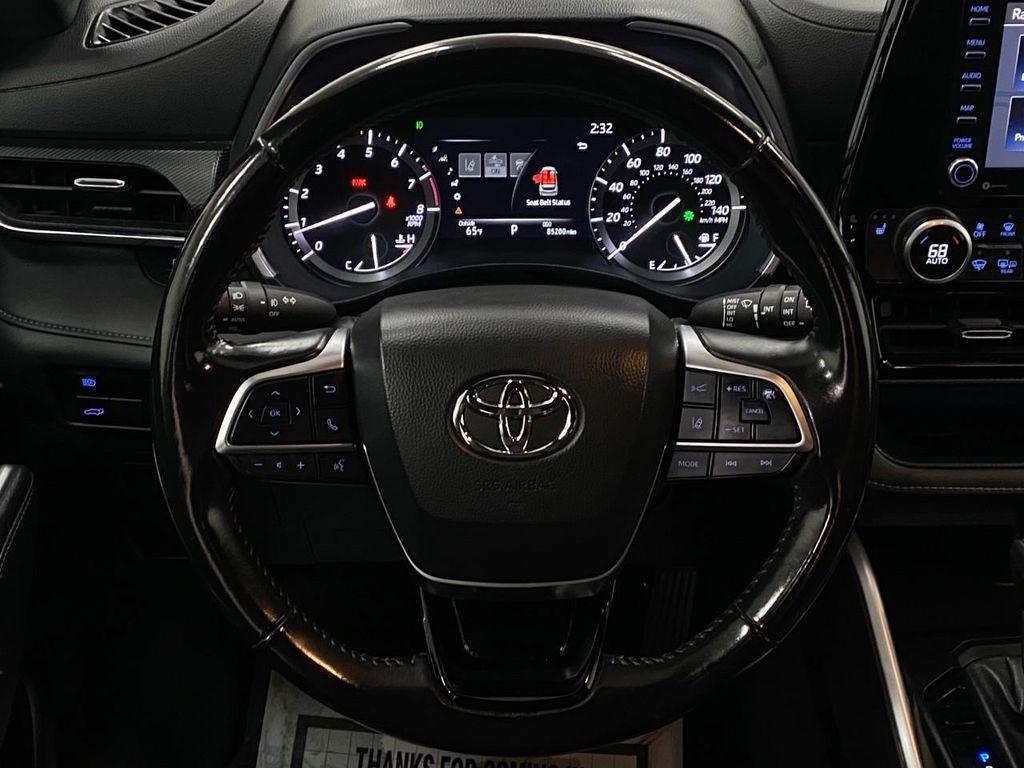 used 2021 Toyota Highlander car, priced at $31,774