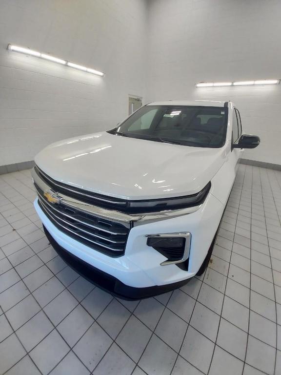 used 2025 Chevrolet Traverse car, priced at $36,995
