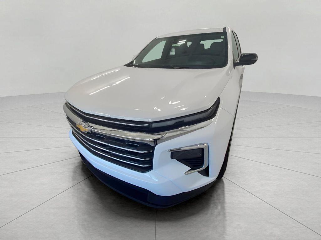 used 2025 Chevrolet Traverse car, priced at $34,993