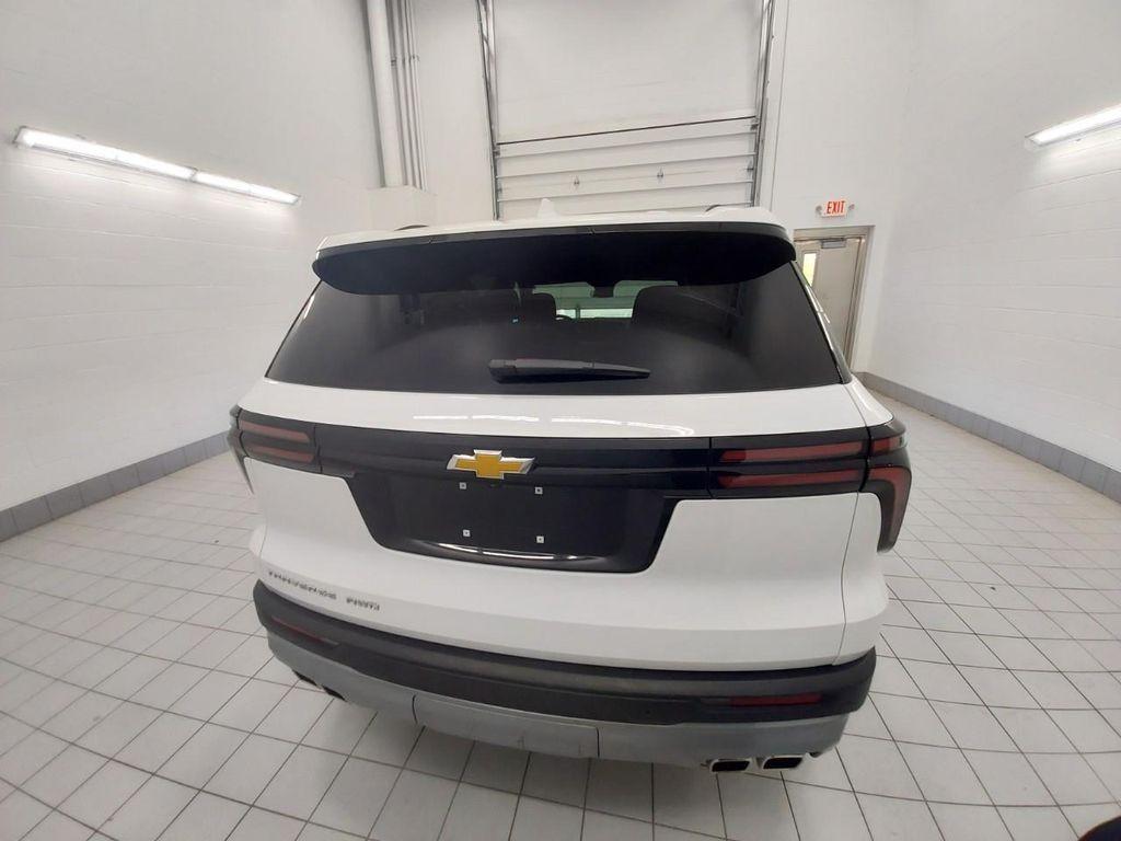 used 2025 Chevrolet Traverse car, priced at $36,995