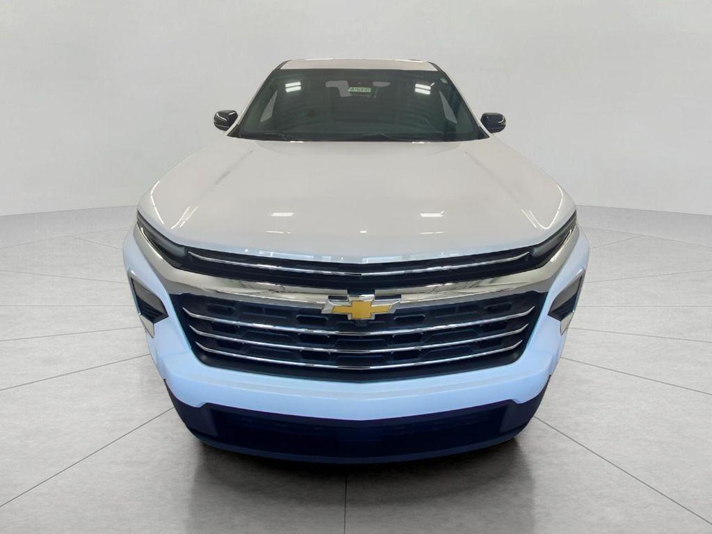 used 2025 Chevrolet Traverse car, priced at $34,993