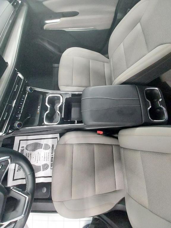 used 2025 Chevrolet Traverse car, priced at $36,995