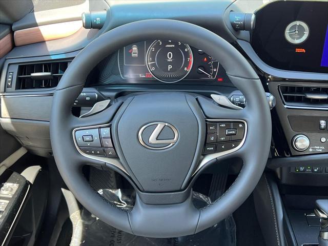 new 2025 Lexus ES 350 car, priced at $48,044