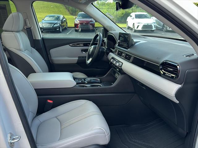used 2023 Honda Pilot car, priced at $40,500